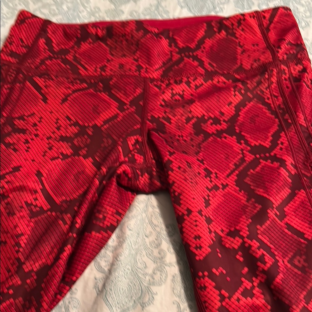 Lululemon Capri Athletica